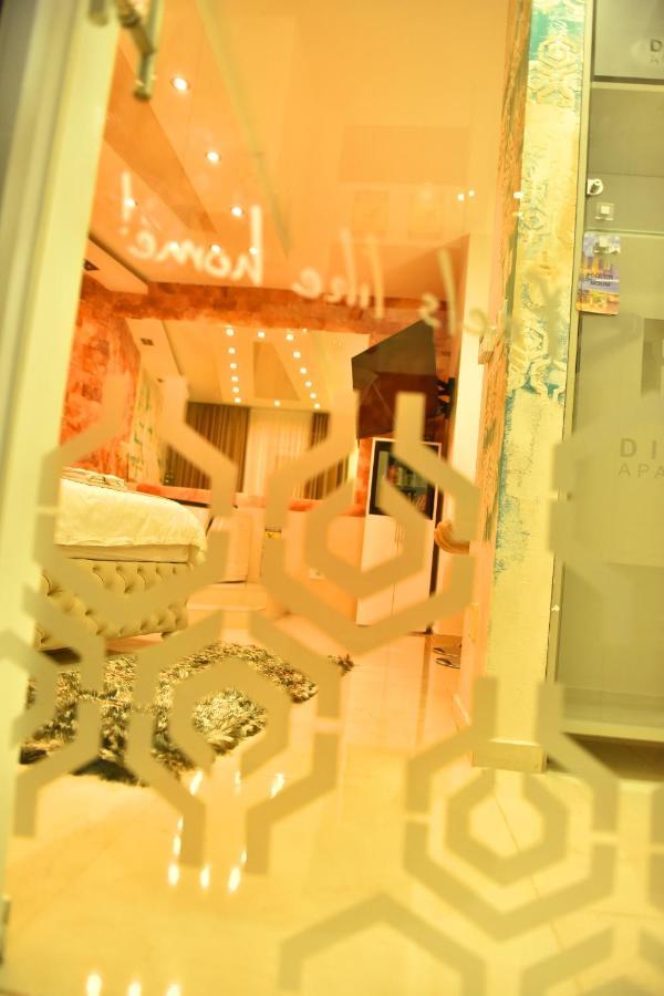 Design Apartment Premium Spa Lux 4 Star "Dubai" Completely Private Wellness & Spa Free Included Sauna & Jacuzzi & Salt Wall & Fire Place & 3D Ceilings & Business Wifi & Netflix & Keyless Code Entry & Full Smart App & Secure 2 Parking Place Ćuprija Eksteriør billede