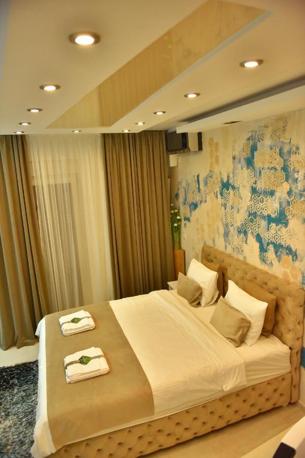 Design Apartment Premium Spa Lux 4 Star "Dubai" Completely Private Wellness & Spa Free Included Sauna & Jacuzzi & Salt Wall & Fire Place & 3D Ceilings & Business Wifi & Netflix & Keyless Code Entry & Full Smart App & Secure 2 Parking Place Ćuprija Eksteriør billede