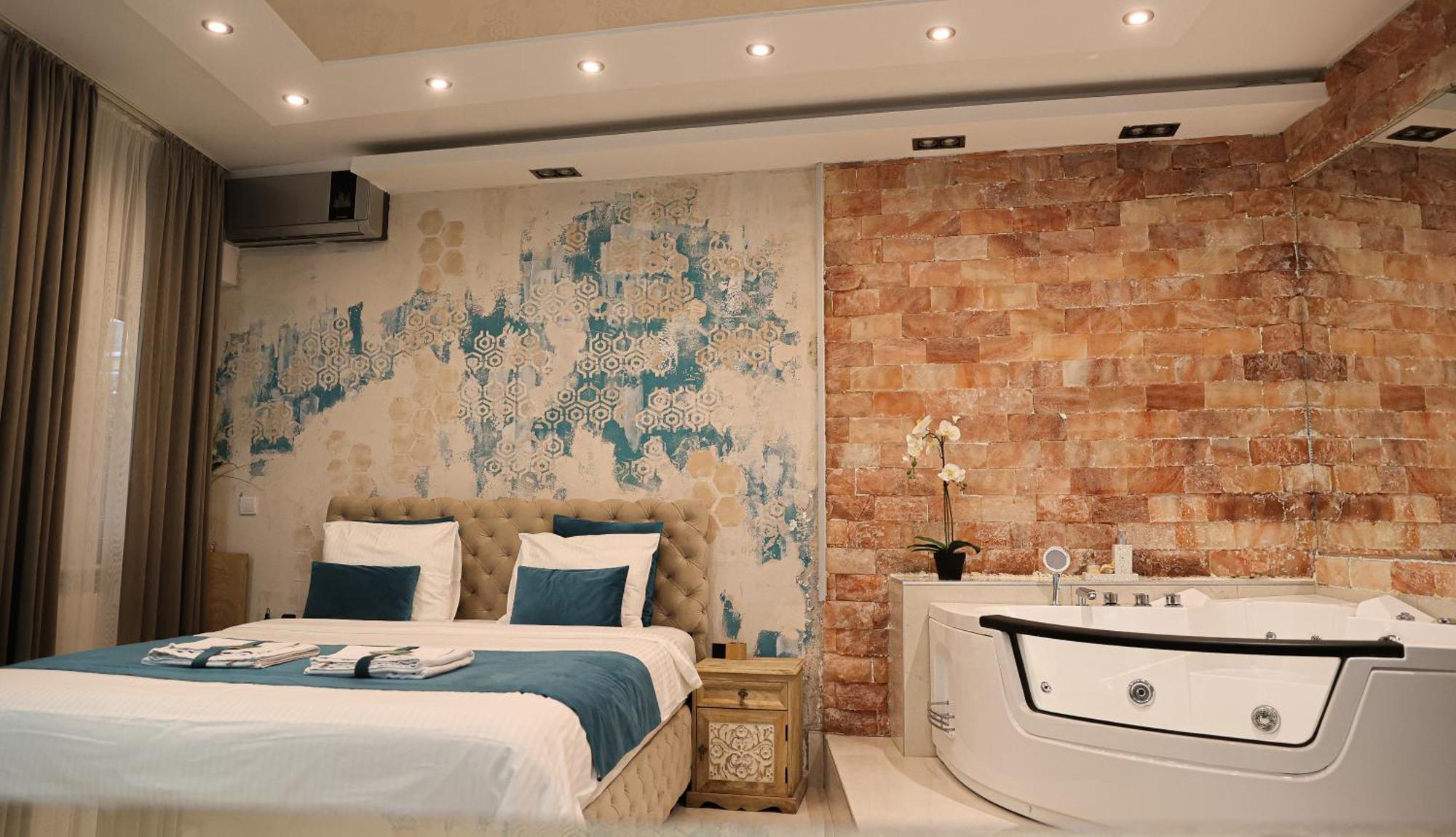 Design Apartment Premium Spa Lux 4 Star "Dubai" Completely Private Wellness & Spa Free Included Sauna & Jacuzzi & Salt Wall & Fire Place & 3D Ceilings & Business Wifi & Netflix & Keyless Code Entry & Full Smart App & Secure 2 Parking Place Ćuprija Eksteriør billede